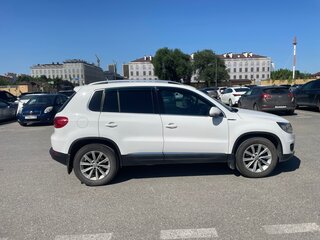 2012 Volkswagen Tiguan I Рестайлинг, белый, 1350000 рублей, вид 2