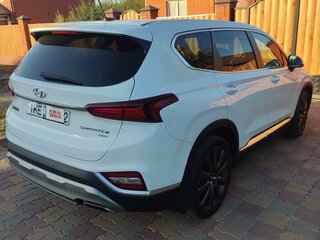 2019 Hyundai Santa Fe IV, белый, 2840000 рублей, вид 5
