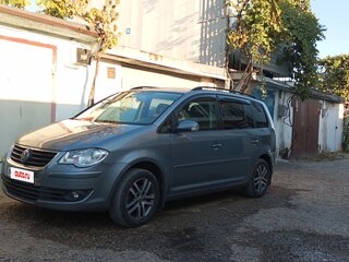 2008 Volkswagen Touran I Рестайлинг, серый, 700000 рублей, вид 1