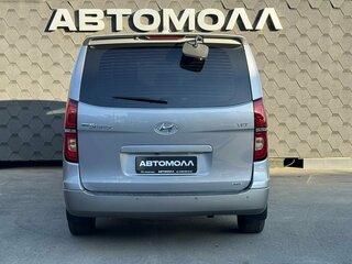 2019 Hyundai Grand Starex I Рестайлинг 2, серый, 3300000 рублей, вид 4