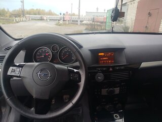 2012 Opel Astra H Рестайлинг, чёрный, 500000 рублей, вид 2