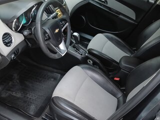 2013 Chevrolet Cruze I Рестайлинг, чёрный, 900000 рублей, вид 5