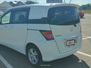 2014 Honda Freed Spike I Рестайлинг 2, белый, 1250000 рублей, вид 5