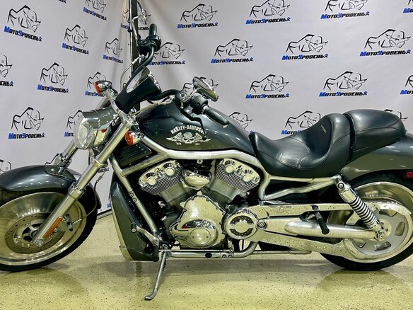 2005 Harley-Davidson V-Rod, серебристый, 765000 рублей