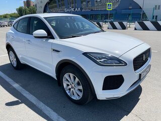 2018 Jaguar E-Pace I, белый, 2230000 рублей, вид 3