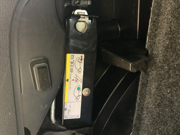 2012 Volkswagen Tiguan I Рестайлинг, белый, 1050000 рублей - вид 22