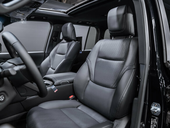 2026 Toyota Land Cruiser 300 Series, чёрный - вид 20