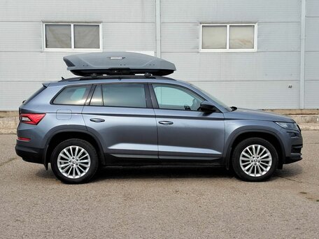 2020 Skoda Kodiaq I, серый, 2447900 рублей, вид 5