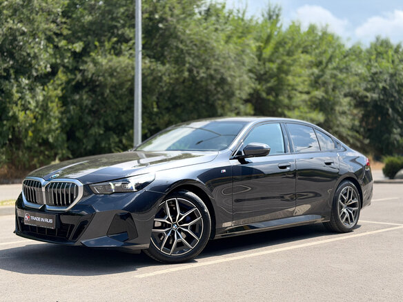 2024 BMW 5 серии 523d VIII (G60/G61/G68), серый - вид 7