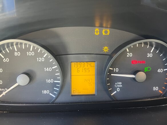 2012 Mercedes-Benz Sprinter, белый, 1970000 рублей - вид 7