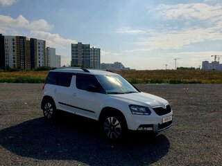 2015 Skoda Yeti I Рестайлинг, белый, 1300000 рублей, вид 1