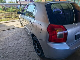 2002 Toyota Corolla IX (E120, E130), серебристый, 400000 рублей, вид 3