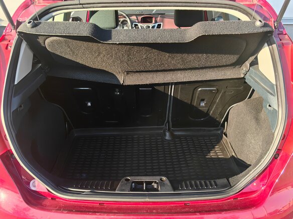 2010 Ford Fiesta Mk6, красный, 599000 рублей - вид 23