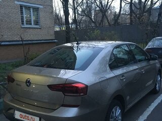 2021 Volkswagen Polo VI, бежевый, 1800000 рублей, вид 5