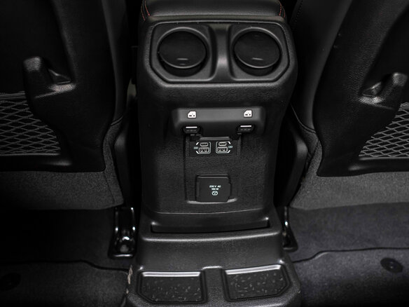 2026 Jeep Wrangler IV (JL) Рестайлинг, зелёный, 10779525 рублей - вид 32