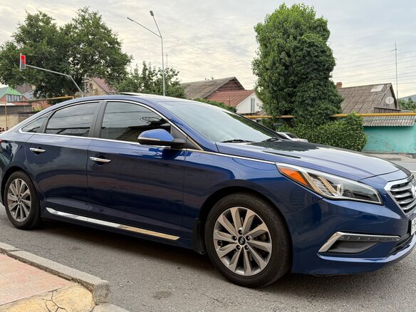 2016 Hyundai Sonata VII (LF), синий, 1450000 рублей - вид 2