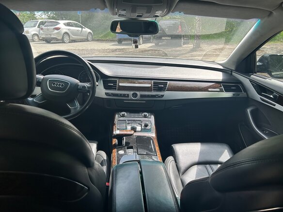 2010 Audi A8 III (D4), чёрный, 1350000 рублей - вид 9
