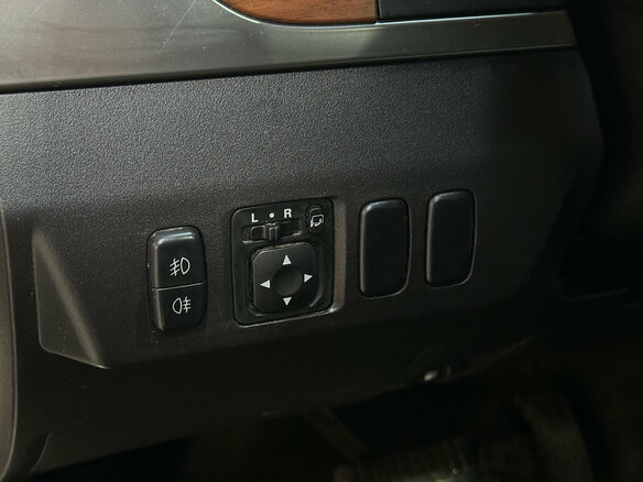 2007 Mitsubishi Pajero IV, коричневый - вид 13