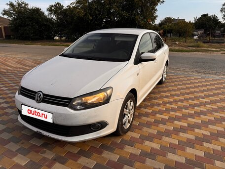 2013 Volkswagen Polo V, белый, 560000 рублей, вид 1