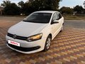 2013 Volkswagen Polo V, белый, 560000 рублей