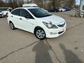 2015 Hyundai Solaris I Рестайлинг, белый, 550000 рублей - вид 1