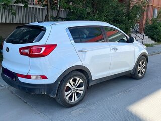 2012 Kia Sportage III, белый, 1800000 рублей, вид 2