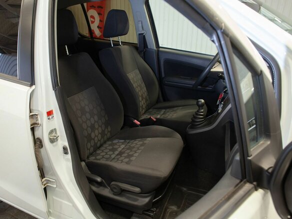 2010 Suzuki Splash I, белый, 625000 рублей - вид 31