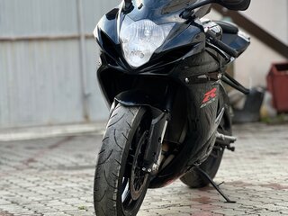 2011 Suzuki GSX-R 600, чёрный, 720000 рублей, вид 3