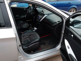 2014 Hyundai Solaris I, серебристый, 345000 рублей, вид 5