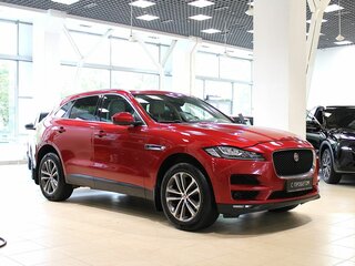 2017 Jaguar F-Pace I, красный, 1760000 рублей, вид 3