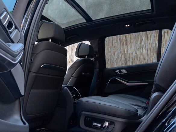 2026 BMW X7 40d I (G07) Рестайлинг, чёрный - вид 20