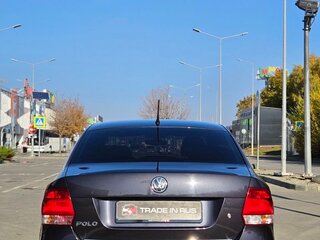 2015 Volkswagen Polo V Рестайлинг, серый, 950000 рублей, вид 4