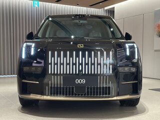 2026 Zeekr 009 108 kWh I Рестайлинг, чёрный, 20400000 рублей, вид 3