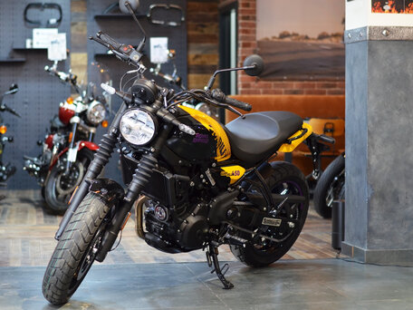 2025 Royal Enfield Guerrilla 450, чёрный, 559000 рублей, вид 2