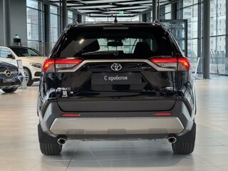 2021 Toyota RAV4 V (XA50), чёрный, 3590000 рублей, вид 4