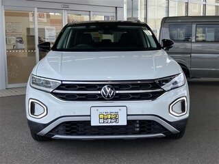 2023 Volkswagen T-Roc I Рестайлинг, белый, 1900678 рублей, вид 2