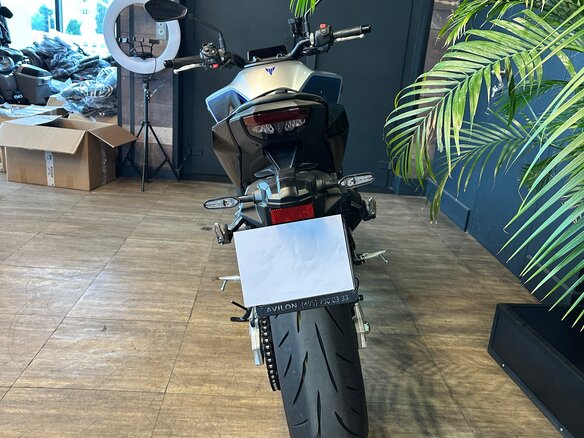 2025 Yamaha MT-09 (FZ-09), чёрный, 1390000 рублей - вид 11