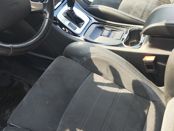 2012 Ford S-MAX I Рестайлинг, белый, 800000 рублей - вид 12
