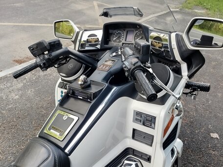 1993 Honda GL 1500 Gold Wing, белый, 700000 рублей, вид 5