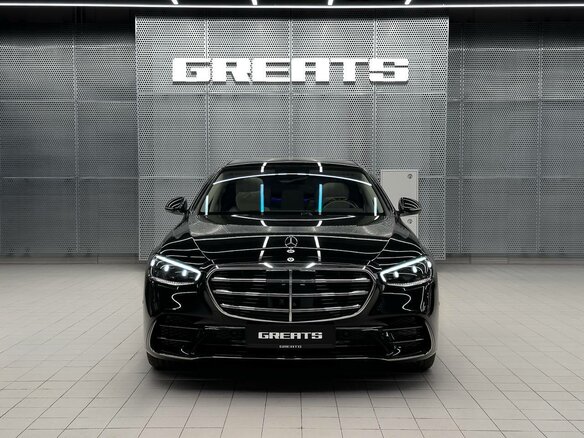 2026 Mercedes-Benz S-Класс 580 Long 4MATIC VII (W223), чёрный, 24900000 рублей - вид 2