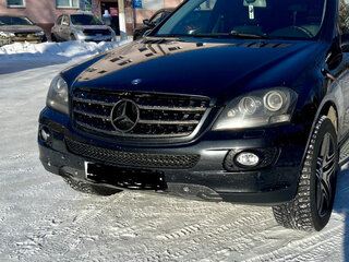 2008 Mercedes-Benz M-Класс 550 II (W164), чёрный, 1260000 рублей, вид 1
