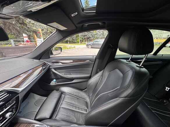 2018 BMW 5 серии 530i VII (G30/G31/G38), белый, 3390000 рублей - вид 35