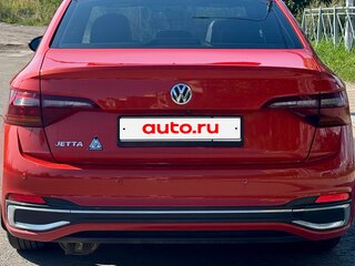 2019 Volkswagen Jetta 8-speed VII, красный, 1750000 рублей, вид 5