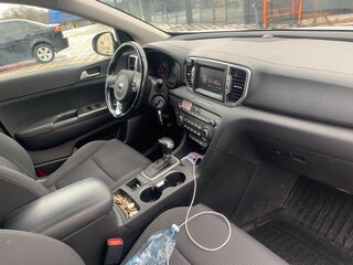2018 Kia Sportage IV, белый, 2290000 рублей, вид 5