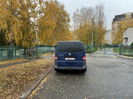 2010 Volkswagen Transporter, синий, 1980000 рублей, вид 4