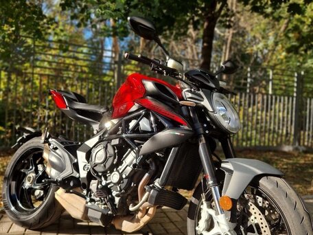 2020 MV Agusta Brutale 800, красный, 1180000 рублей, вид 2
