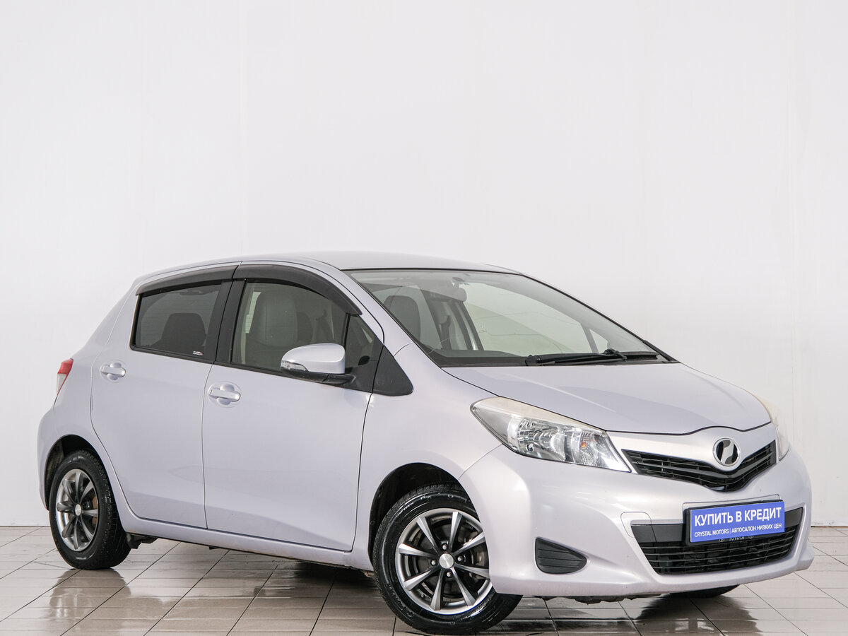 Открыть фотографии: Toyota Vitz III (XP130)