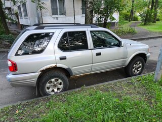 2003 Isuzu Rodeo II, серебристый, 260000 рублей, вид 3