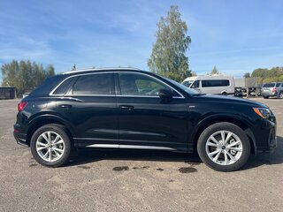 2021 Audi Q3 45 TFSI II (F3), чёрный, 4400000 рублей, вид 4