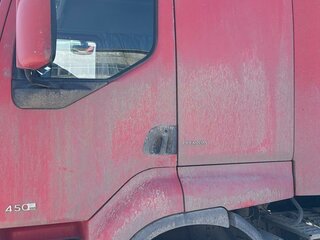 2008 Renault Premium, красный, 4000000 рублей, вид 2